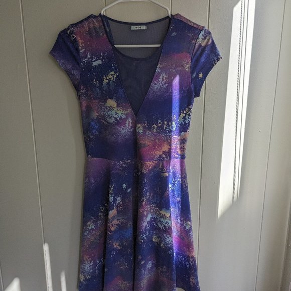 Purple Kimchi Blue mesh paneled, cap sleeved skater dress - Worn once (S/M) - Picture 5 of 8